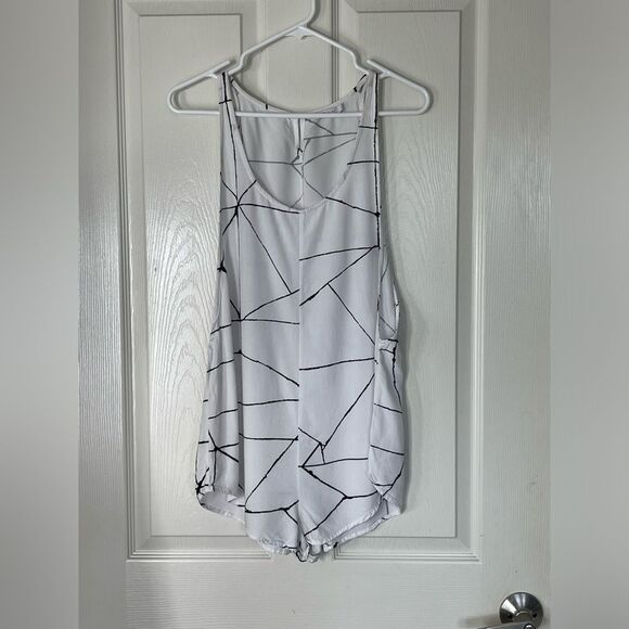 Bean Romper in White Prism shorts light weight Indah size small - Picture 2 of 8